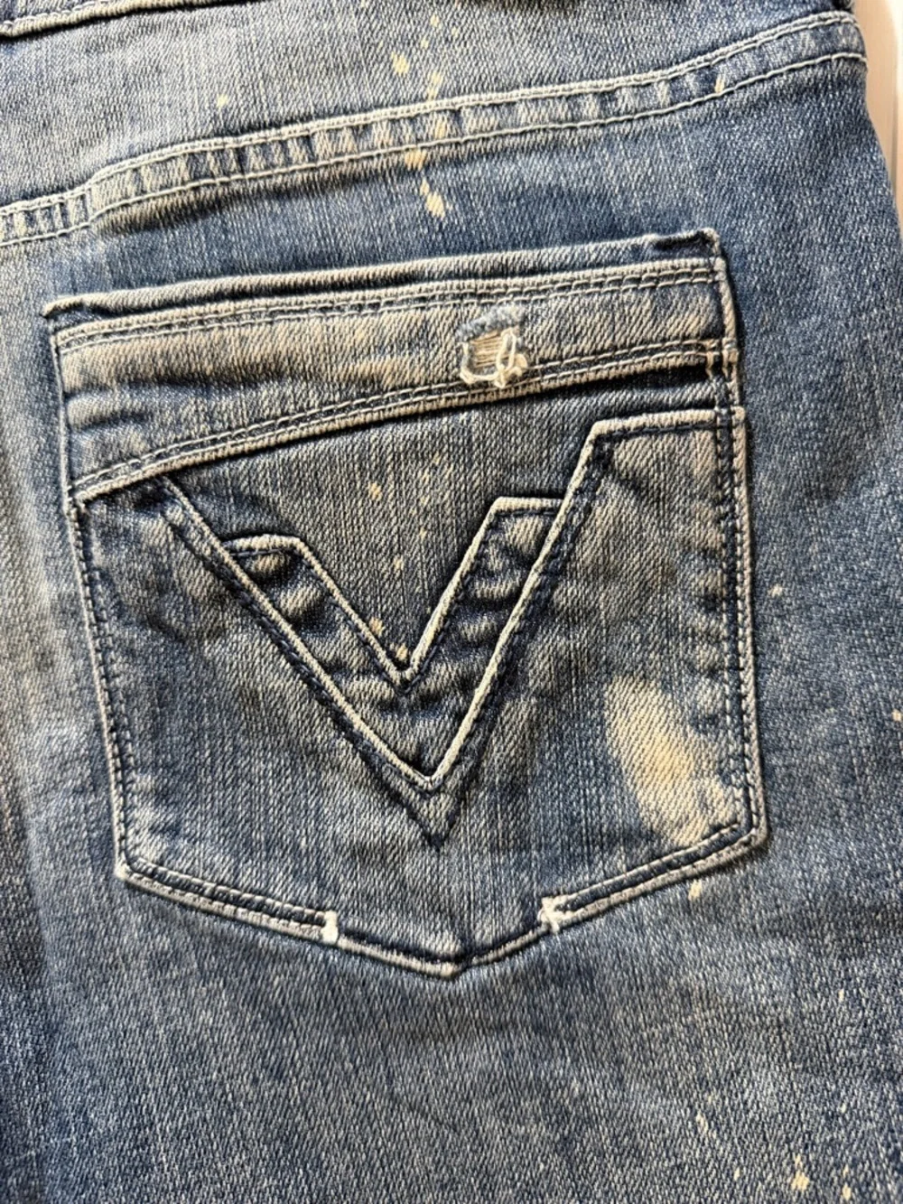 NWT Vigoss Blue Distressed Rolled-Hem Jean Shorts